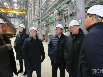 Председатель комитета Совета Федерации Андрей Кутепов посетил Жатайскую судоверфь