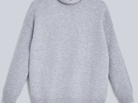 Джемпер свободного кроя с воротником-стойкой