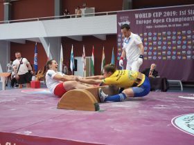 В Кыргызстан, Россию и Словакию отправится золото этапа Кубка мира по мас-рестлингу