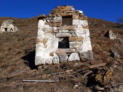 Склеп наземный №1 в селении Пялинг