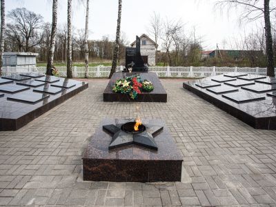 Братская могила советских воинов, погибших в феврале 1945 года