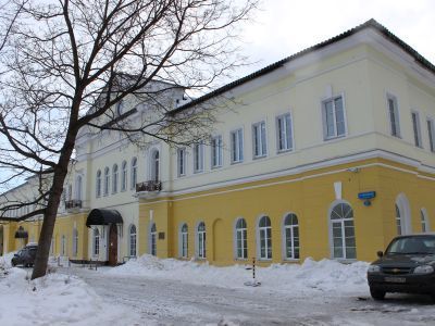 Здание, в котором в 1941 г. был сформирован партизанский отряд "Красный онежец"