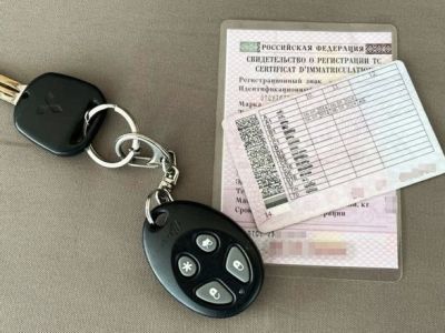 Действие водительских прав в РФ автоматически продлят на три года