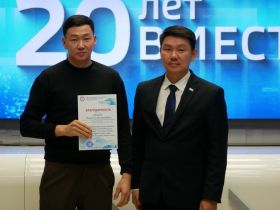 Сотрудников ГТРК «Саха» поздравили с 20-летием телерадиокомпании