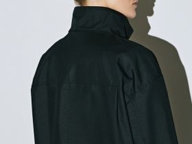 Короткая куртка с воротником-стойкой, Черный