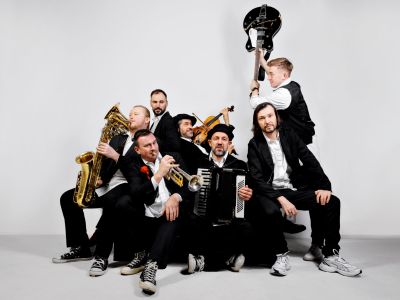 Билеты на Acid Hasid. Новый год в стиле Кустурицы (Филармония им. Шостаковича. Большой зал) / Концерт | Афиша | ИнфоТаймс