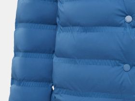 Стеганая куртка приталенного силуэта