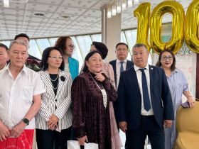 В Якутске отметили 100-летний юбилей ветерана Великой Отечественной войны Петра Яковлева