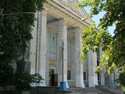 Городской дворец культуры Красного Сулина