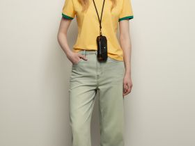 Футболка из хлопка с контрастной окантовкой