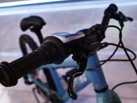 Детский велосипед Cube Acid 200 Disc, год 2025, цвет Фиолетовый-Голубой