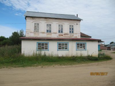 Дом купеческий с торговой лавкой