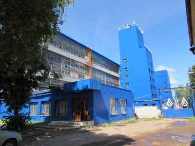 Фабрика "Свободный пролетарий", построена в 1927-1929 гг. – годы первых пятилеток