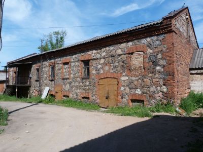 Усадьба городская Столбушинских. Кладовые торговые с лавками