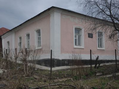 Дом, в котором в 1893-1894 гг. жил первый нарком здравоохранения Н.А.Семашко - организатор здравоохранения в СССР