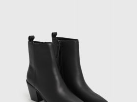 Казаки из натуральной кожи, Черный