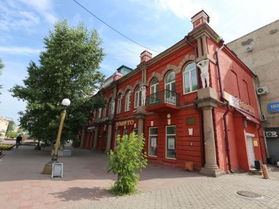 Здание Буркоопсоюза, в котором в 1918-1920 гг. вела работу подпольная организация большевиков при Прибайкальском Союзе сельского потребительского общества