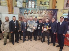 Более 80 якутских кузнецов представили свои работы на выставке «Дархан Уус»