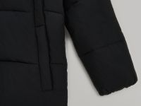 Утепленная куртка с капюшоном и воротником-стойкой