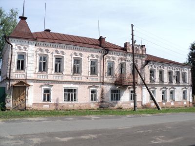 Здание, где в 1918 г. находились президиум Ветлужского исполкома и уездная ВЧК, руководившие подавлением Уренско-Ветлужского контрреволюционного мятежа