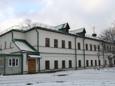 Старый трапезный корпус
