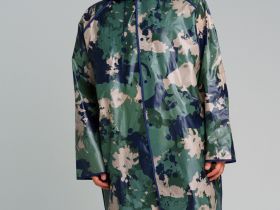 Плащ из полимерного материала для мужчин (дождевик)