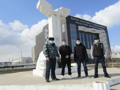 Осужденные, отбывающие наказание в колонии-поселении, посетили кинотеатр