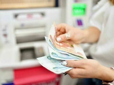 В Якутию направят около 6,5 млрд рублей на выплаты детям от 8 до 17 лет