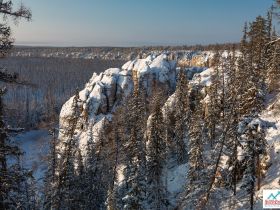 Зима на реке Синяя. Синские Столбы
