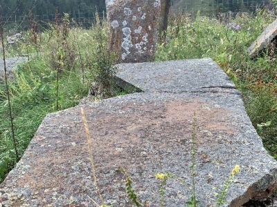 Стела № 23 раннемусульманского кладбища № 3 архитектурного комплекса "Мусийкъонгийкоте"