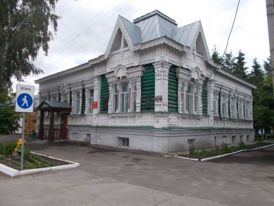 Дом городской (деревянный)
