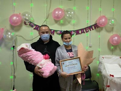 В Верхнеколымском районе выписали первого ребенка 100-летия ЯАССР