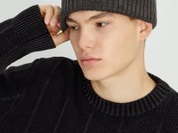 Вязаная шапка