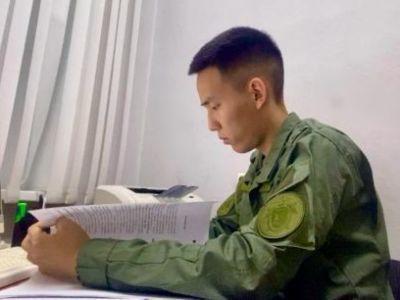 Семейная пара из города Нерюнгри предстанет перед судом по обвинению в применении насилия к представителю власти