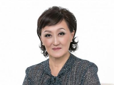 Сардана Авксентьева: Сегодня мы чествуем нашу страну