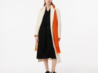 Женское платье Lacoste на пуговицах с длинным рукавом