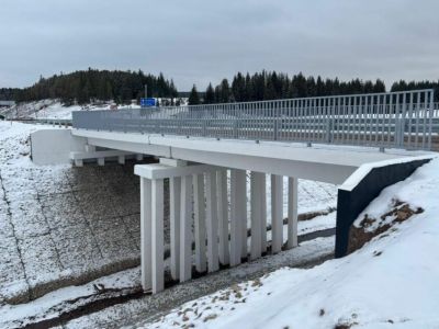 В Якутии завершили строительство моста через реку Дьороху