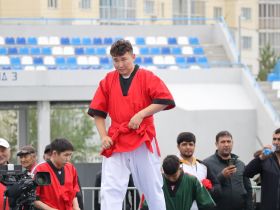 Стали известны победители соревнований по мас-рестлингу и борьбе корэш на Сабантуе