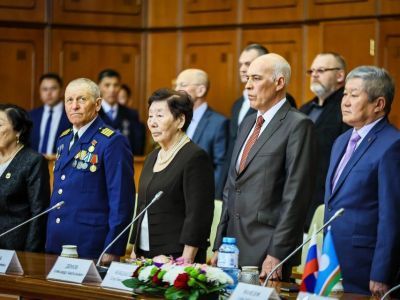 Коллектив «ЛОРП» поздравил моряков и речников с Днем Военно-морского флота