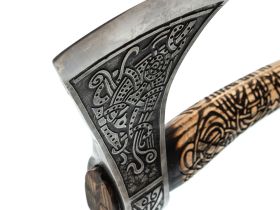 Топор Маммен, кулачный