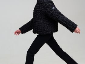 Куртка текстильная с полиуретановым покрытием для девочек