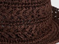 Соломенная панама, Коричневый