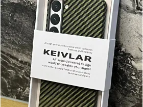 Чехол-накладка Kzdoo Keivlar Case для Samsung Galaxy S23+ карбоновый (черно-зеленый в полоску)