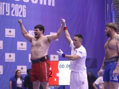 Якутский мас-рестлер Сергей Фролкин стал двукратным абсолютным чемпионом России