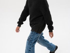 Джемпер трикотажный для мальчиков