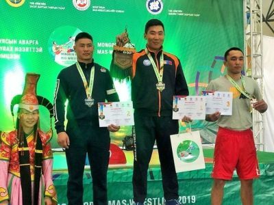Монгольский мас-рестлинг открыт для всего мира