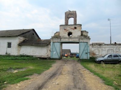 Конный двор