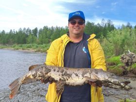 Рыбалка на тайменя на реке Дянышка