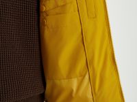 Утепленная куртка со съемным капюшоном