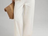 Джинсы широкого кроя с высокой посадкой